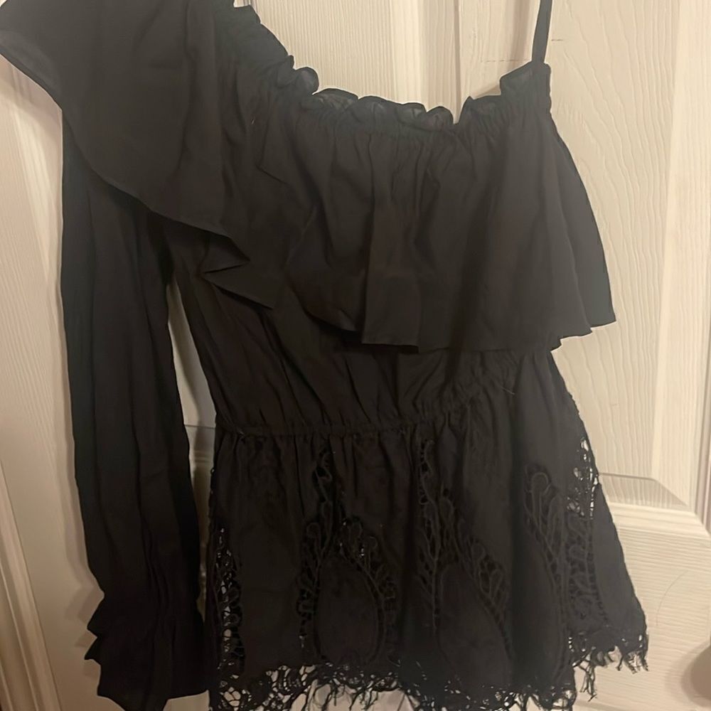 BCBG MaxAzria Ruffle OneShoulder Black Lace Peplum Top